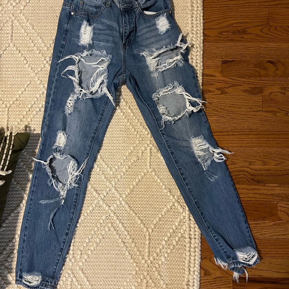 RIOT distressed Mom jeans